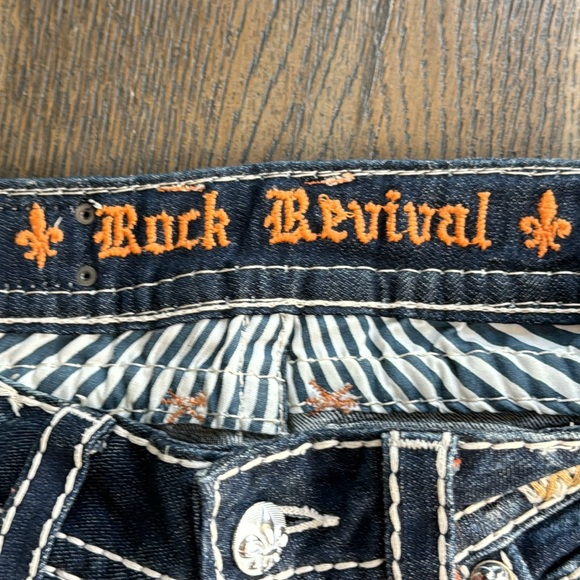 ROCK REVIVAL (BUCKLE)™️ Women's Size 28x32 'AMY RHINESTONE ' Bootcut Jeans - Picture 9 of 16